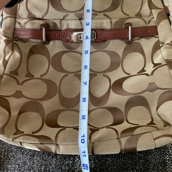 NWOT - COACH Chelsea Ashlyn Signature Khaki Canvas bag - Picture 5 of 9